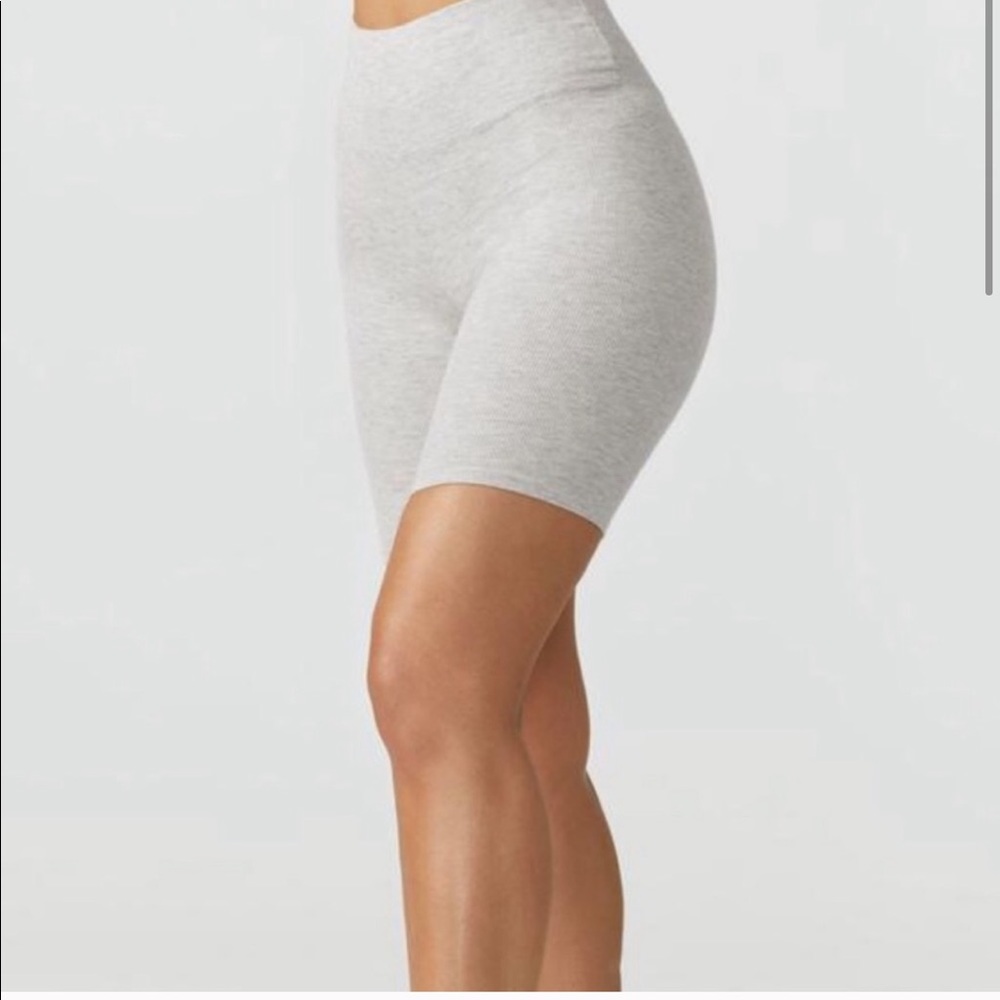 ☀️Joah Brown Ribbed Bike Shorts